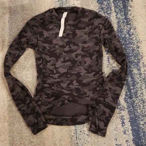 Lululemon Long Sleeve Top - Picture 1 of 5